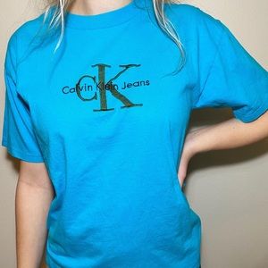 MADE IN USA CALVIN KLEIN EMBROIDERED TEE